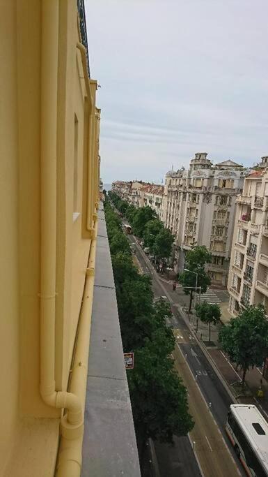Lovely Refurbished Apartment Niza Exterior foto